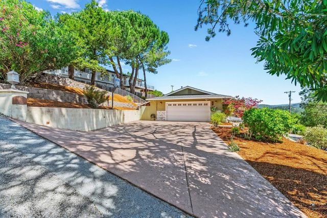 282 Twin Pines Drive, Scotts Valley, CA 95066
