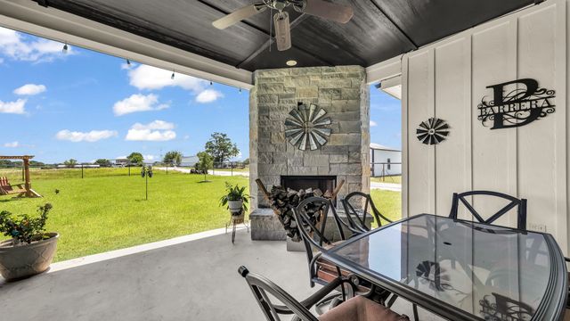 1401 County Road 1470, Chico, TX 76431