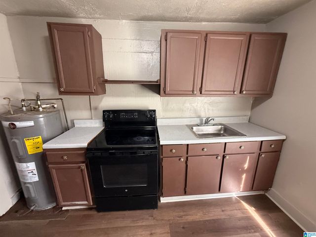 2100 DAWSON AVENUE SW, Birmingham, AL 35211