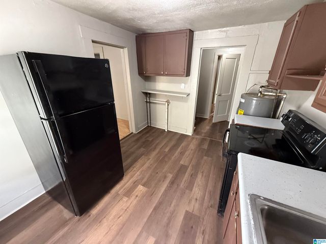 2100 DAWSON AVENUE SW, Birmingham, AL 35211