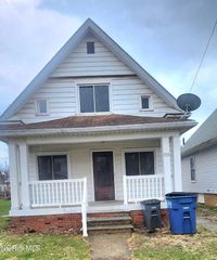 532 Dexter Street, Toledo, OH 43608