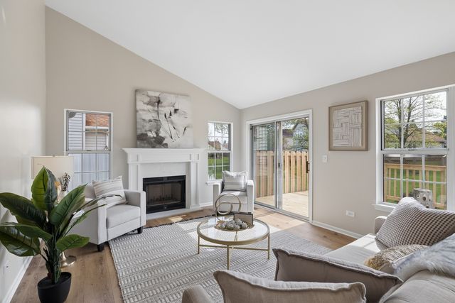 21069 W Hazelnut Lane, Plainfield, IL 60544