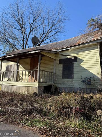 628 M L King Street, Greenville, GA 30222