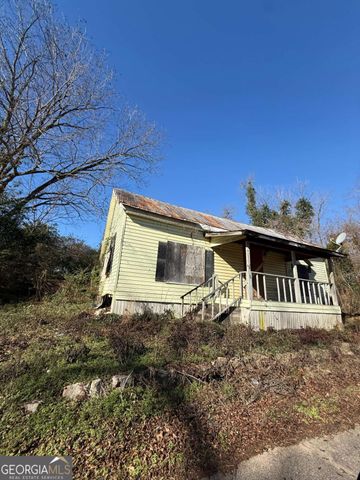 628 M L King Street, Greenville, GA 30222