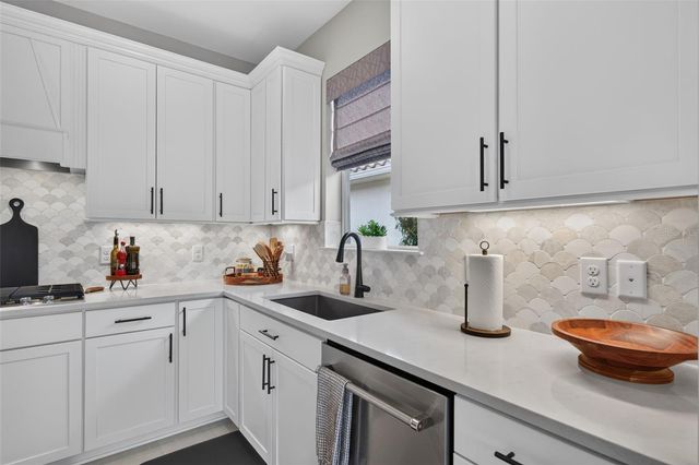 10004 CORAL SHORE DRIVE, Englewood, FL 34223