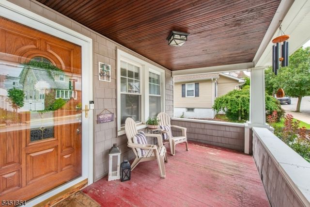 26 Dewey Ave, Totowa Boro, NJ 07512