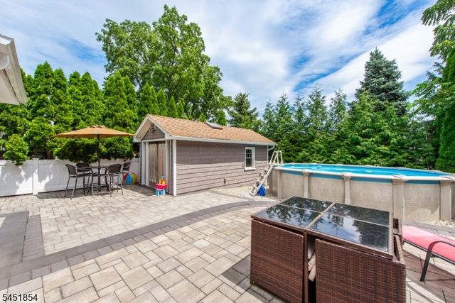 26 Dewey Ave, Totowa Boro, NJ 07512