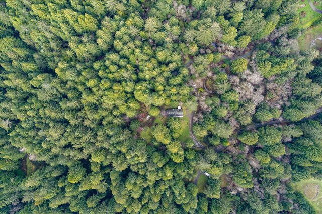 4024 Old Railroad Grade Road, Fieldbrook, CA 95519