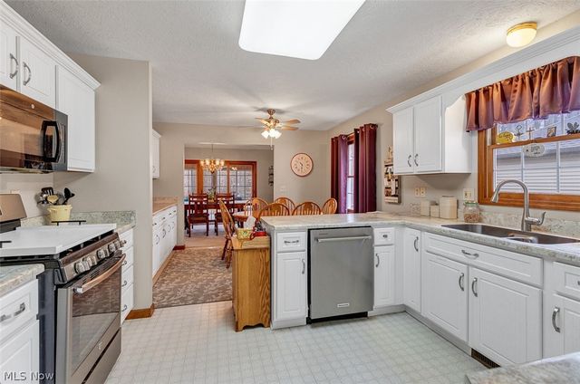 4623 Queen Anne Avenue, Lorain, OH 44052