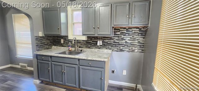 15416 Eastwood Street, Detroit, MI 48205