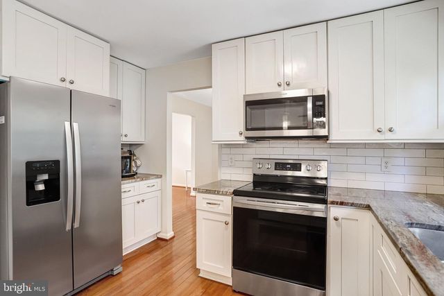 13378 POINT RIDER LN, Herndon, VA 20171