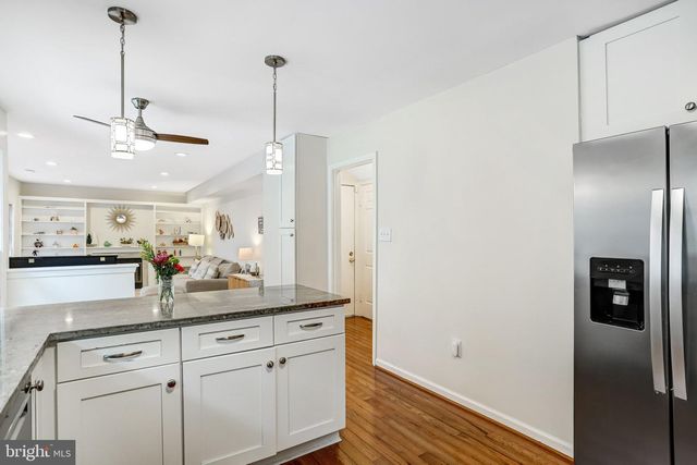 13378 POINT RIDER LN, Herndon, VA 20171