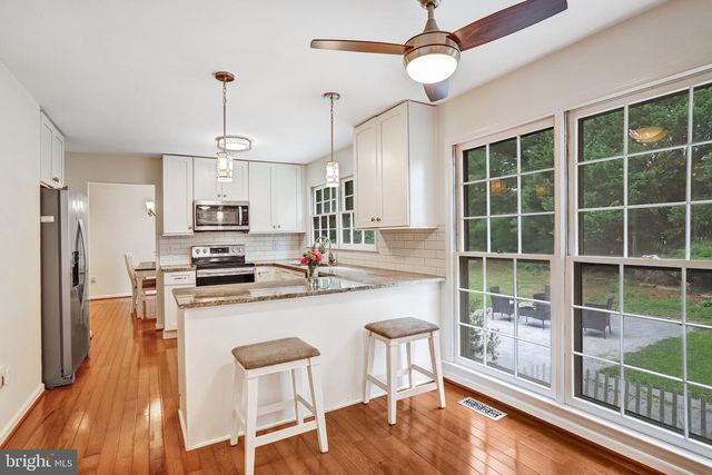 13378 POINT RIDER LN, Herndon, VA 20171