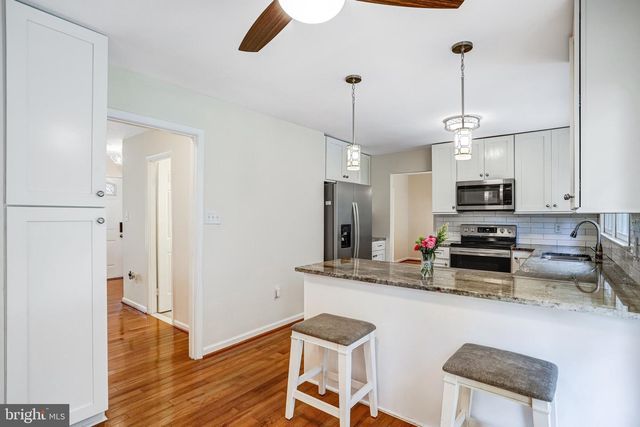 13378 POINT RIDER LN, Herndon, VA 20171