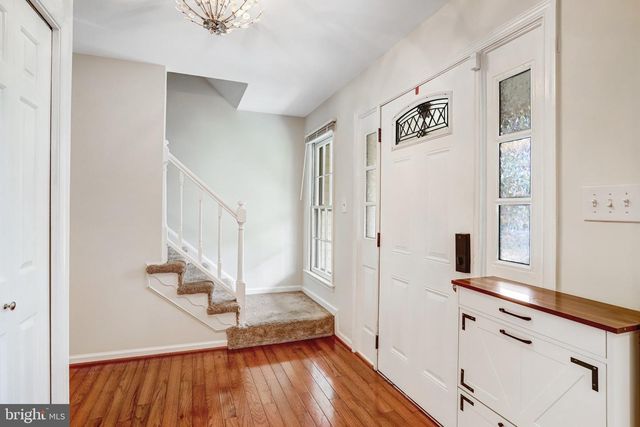 13378 POINT RIDER LN, Herndon, VA 20171