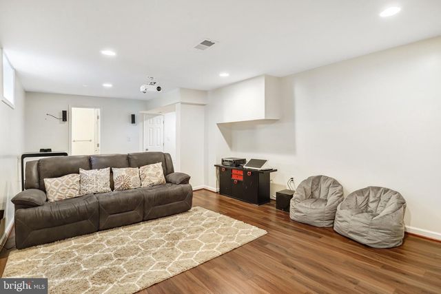 13378 POINT RIDER LN, Herndon, VA 20171