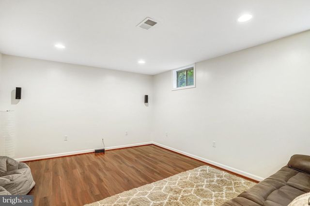 13378 POINT RIDER LN, Herndon, VA 20171