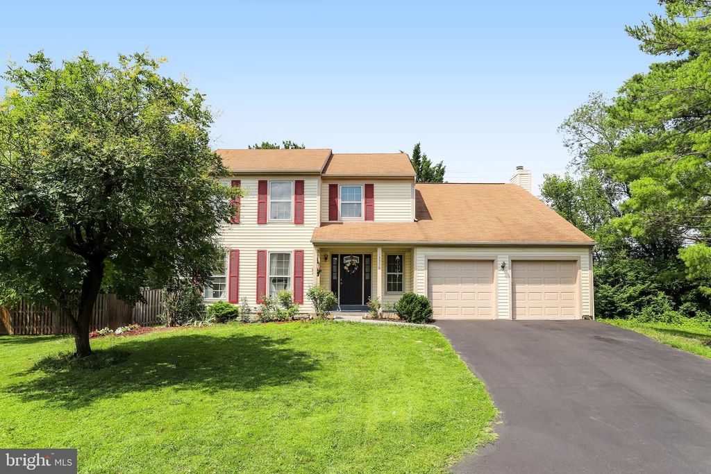 13378 POINT RIDER LN, Herndon, VA 20171