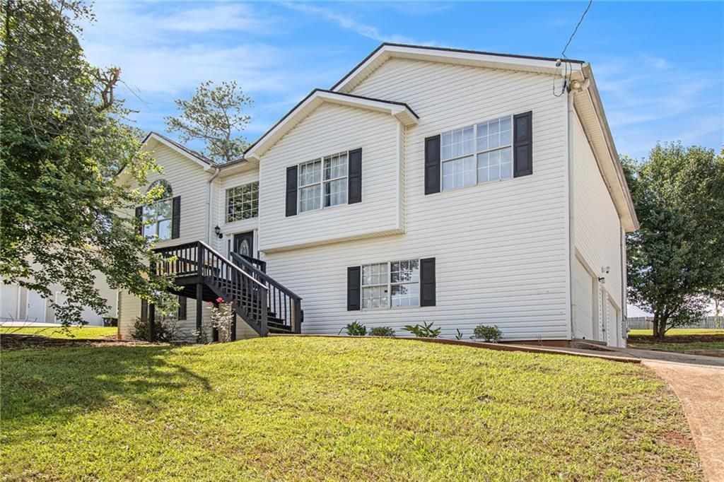 7760 Poppy Drive, Winston, GA 30187