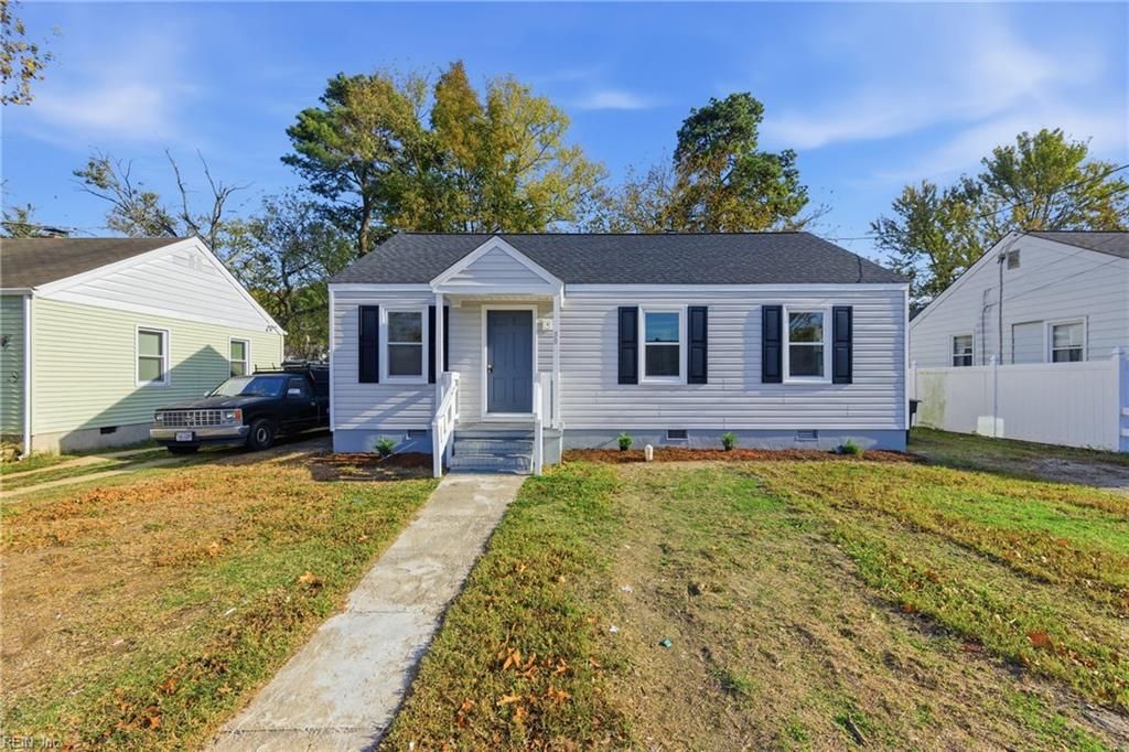 30 Laurel DR, Hampton, VA 23669