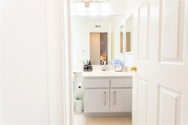210 California Court, Mission Viejo, CA 92692
