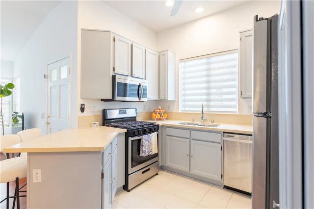 210 California Court, Mission Viejo, CA 92692