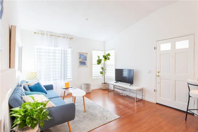 210 California Court, Mission Viejo, CA 92692