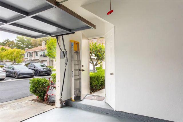 210 California Court, Mission Viejo, CA 92692