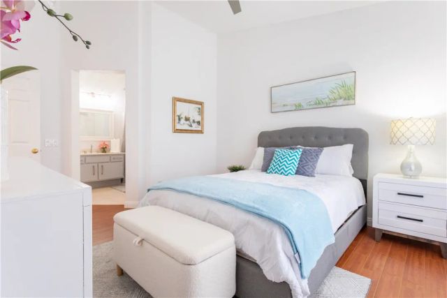 210 California Court, Mission Viejo, CA 92692