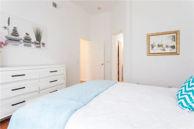 210 California Court, Mission Viejo, CA 92692