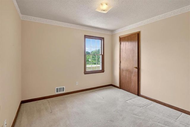 129 Oak Forest Drive, Canton, GA 30115