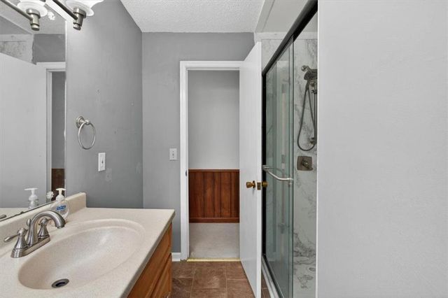 129 Oak Forest Drive, Canton, GA 30115