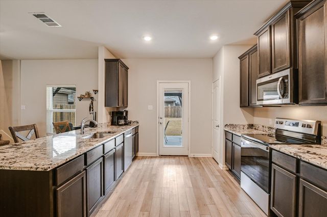 126 Star Spangled DR, Liberty Hill, TX 78642