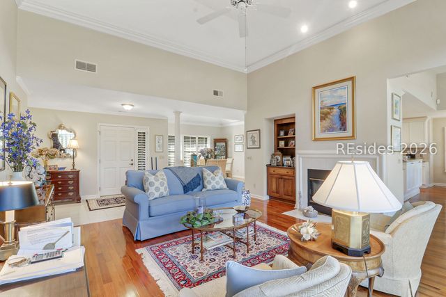 6 Country Club Ct, Hilton Head Island, SC 29926