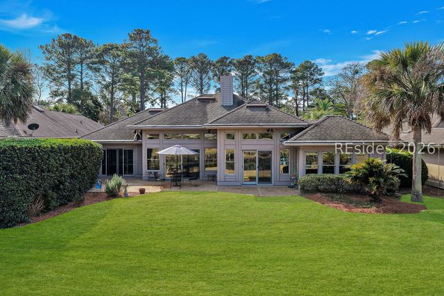6 Country Club Ct, Hilton Head Island, SC 29926