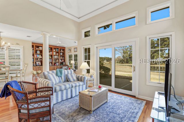 6 Country Club Ct, Hilton Head Island, SC 29926