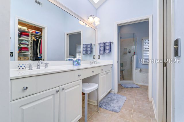 6 Country Club Ct, Hilton Head Island, SC 29926