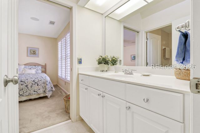 6 Country Club Ct, Hilton Head Island, SC 29926