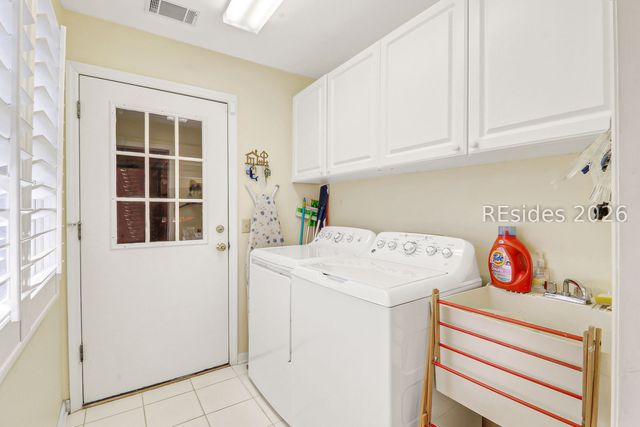 6 Country Club Ct, Hilton Head Island, SC 29926