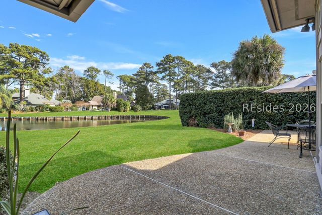 6 Country Club Ct, Hilton Head Island, SC 29926