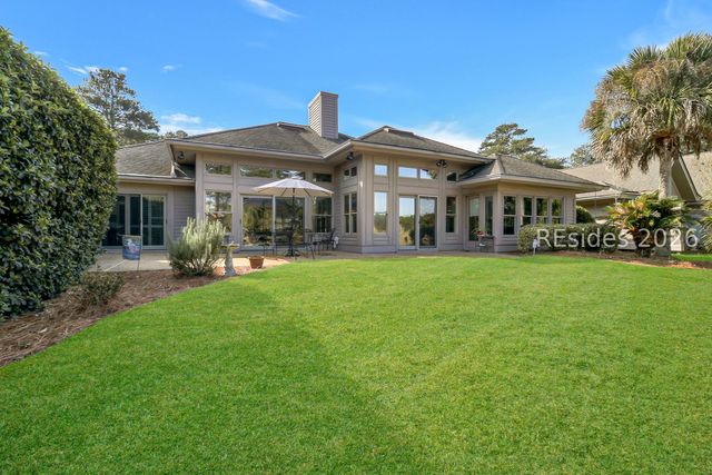 6 Country Club Ct, Hilton Head Island, SC 29926