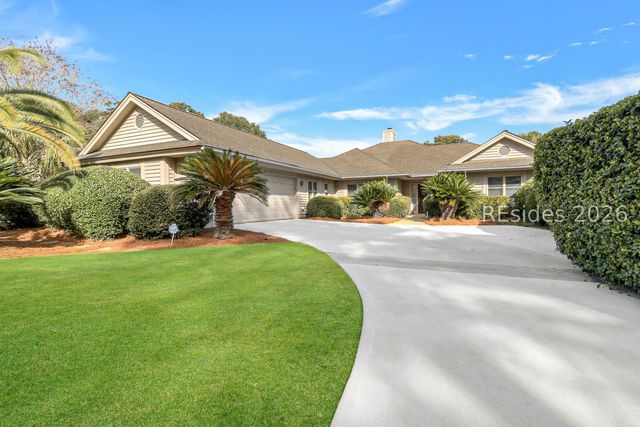 6 Country Club Ct, Hilton Head Island, SC 29926