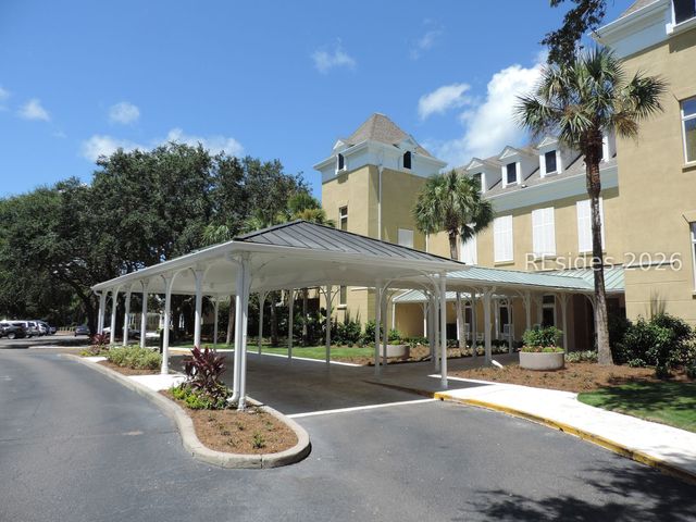 6 Country Club Ct, Hilton Head Island, SC 29926