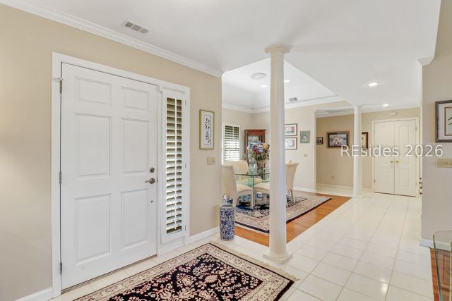 6 Country Club Ct, Hilton Head Island, SC 29926
