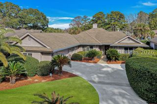 6 Country Club Ct, Hilton Head Island, SC 29926