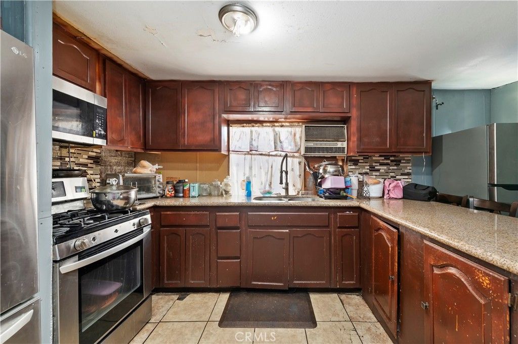 8362 Redwood Ave Spc 38, Fontana, CA 92335 — photo 3