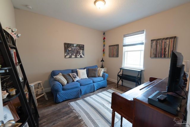 6091 Basswood Blvd, Pensacola, FL 32526