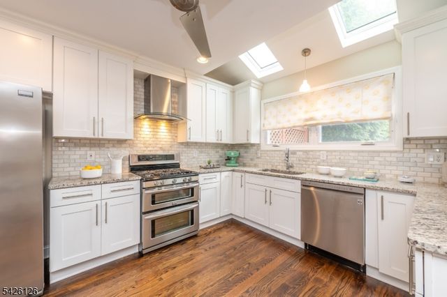 136 Union Ave, Maplewood Twp., NJ 07040