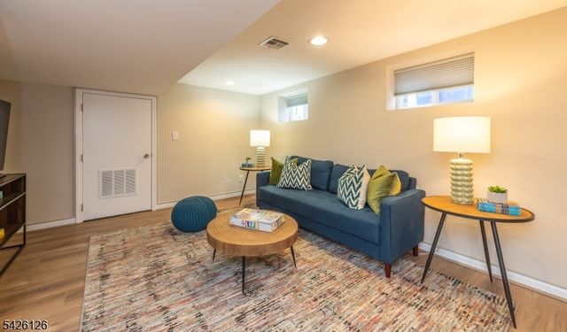 136 Union Ave, Maplewood Twp., NJ 07040