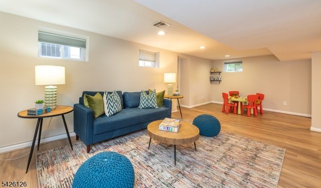 136 Union Ave, Maplewood Twp., NJ 07040